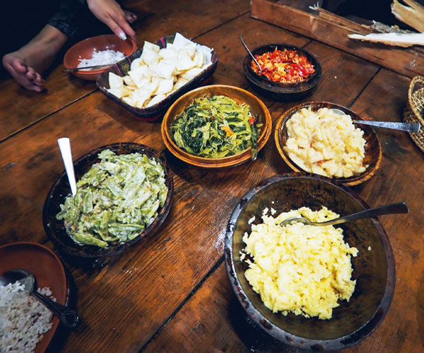 Bhutan Food & Drinks